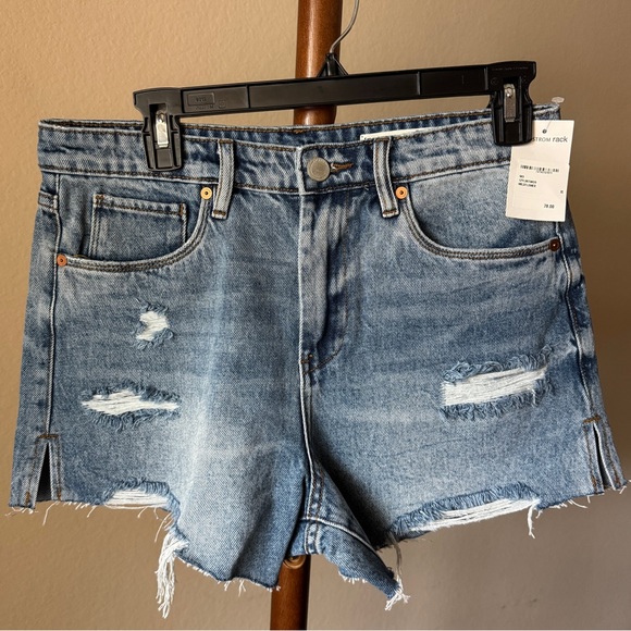 Blank NYC Classic Blue Jean Shorts - Picture 1 of 3